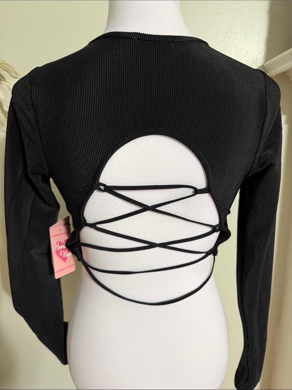 Heart & Hips Black Ribbed Long-Sleeve Crop Top - Picture 4 of 5